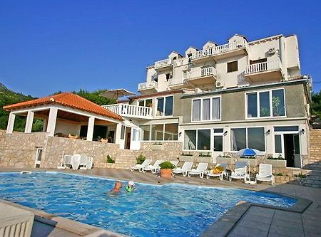 Apartmán Pansion Arte Zvrko Zvekovica Exteriér fotografie