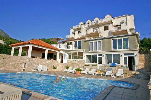 Apartmán Pansion Arte Zvrko Zvekovica Exteriér fotografie