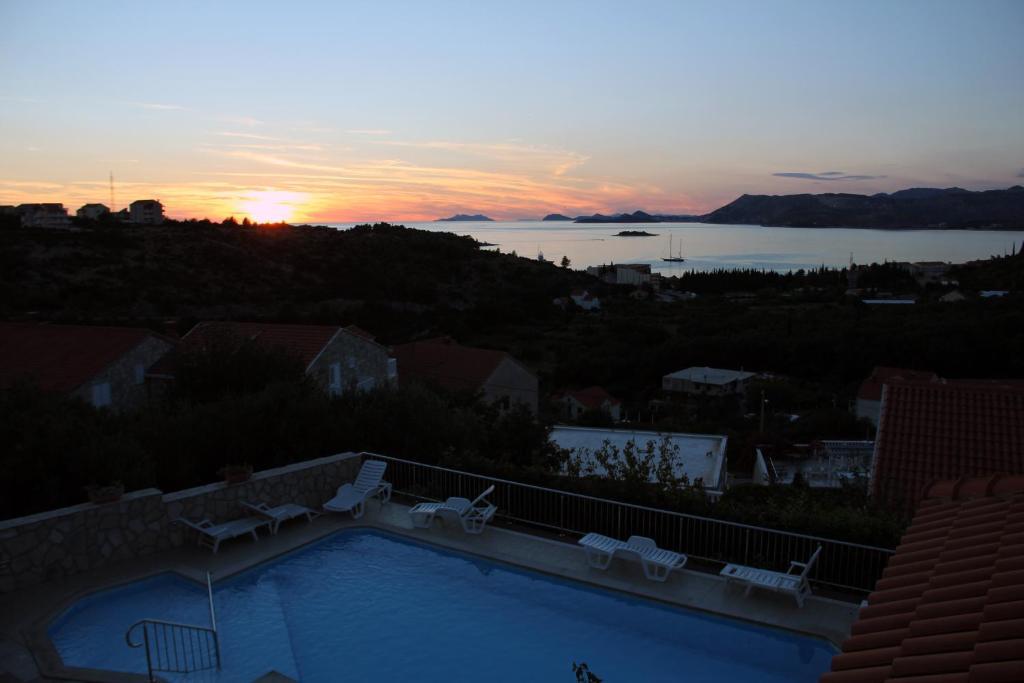 Apartmán Pansion Arte Zvrko Zvekovica Exteriér fotografie